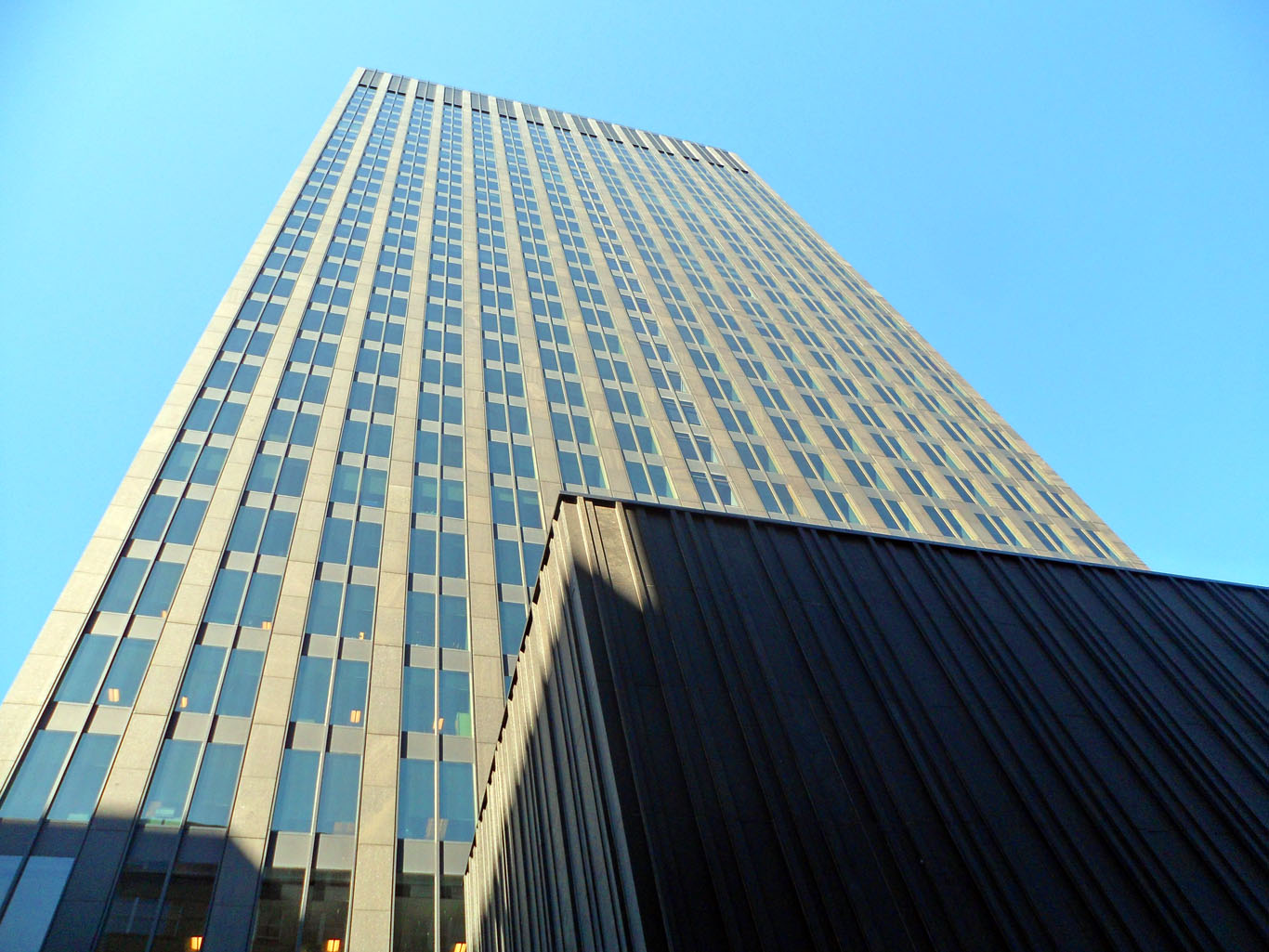 Regus - Place d'Armes